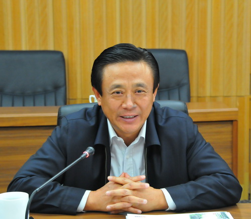 华昱集团董事长_董事长办公室图片